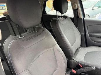 Renault Captur 1.5 dCi ENERGY Dynamique S Nav EDC Euro 6 (s/s) 5dr