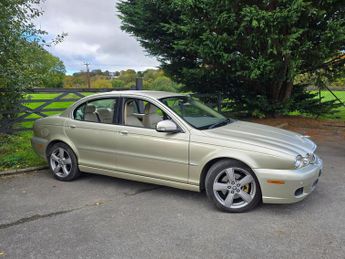 Jaguar X-Type 2.2D DPF Sovereign 4dr