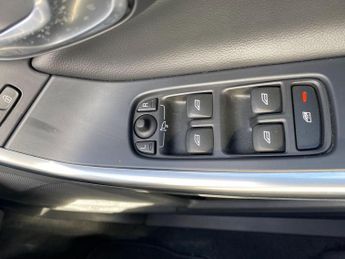Volvo V60 2.0 T5 SE Lux Powershift Euro 5 5dr