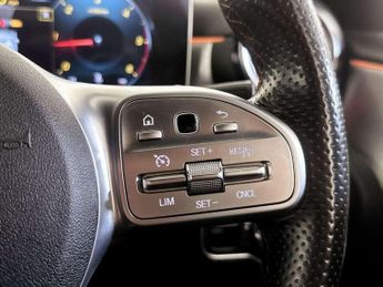 Mercedes-Benz A Class 2.0 A200d AMG Line (Premium 2) 8G-DCT Euro 6 (s/s) 4dr