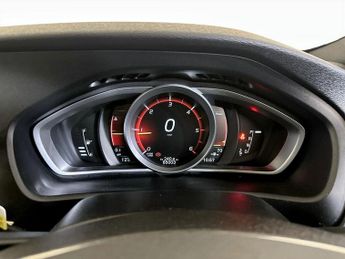 Volvo V40 2.0 D2 R-Design Pro Auto Euro 6 (s/s) 5dr
