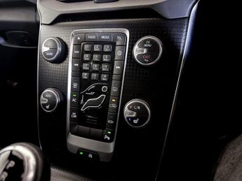 Volvo V40 2.0 D2 R-Design Pro Auto Euro 6 (s/s) 5dr