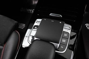 Mercedes-Benz A Class 1.5 A180d AMG Line (Premium) 7G-DCT Euro 6 (s/s) 4dr