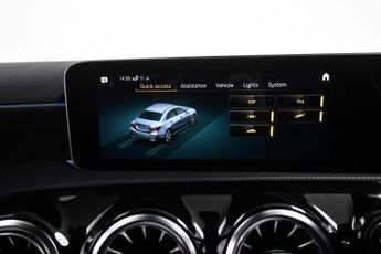 Mercedes-Benz A Class 1.5 A180d AMG Line (Premium) 7G-DCT Euro 6 (s/s) 4dr