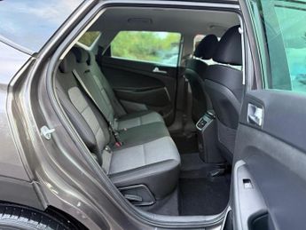 Hyundai TUCSON 1.6 T-GDi SE Nav DCT Euro 6 (s/s) 5dr