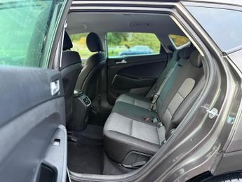 Hyundai TUCSON 1.6 T-GDi SE Nav DCT Euro 6 (s/s) 5dr