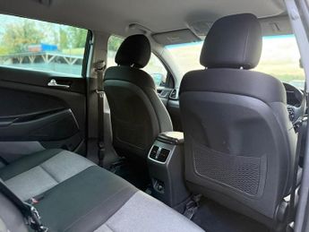 Hyundai TUCSON 1.6 T-GDi SE Nav DCT Euro 6 (s/s) 5dr