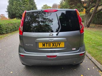 Nissan Note 1.6 16V Tekna Auto Euro 5 5dr