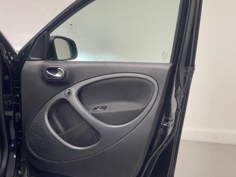 Smart forfour 17.6kWh Prime Exclusive Auto 5dr (22kW Charger)