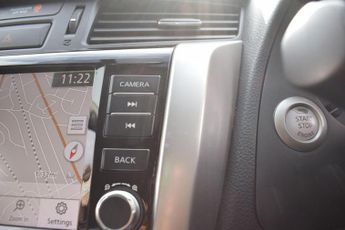 Nissan Navara 2.3 dCi Tekna Auto 4WD Euro 6 4dr
