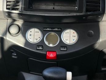 Nissan Micra 1.4 16v SVE 5dr