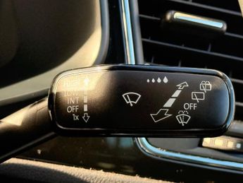 SEAT Leon 2.0 TDI FR Technology DSG Euro 6 (s/s) 5dr