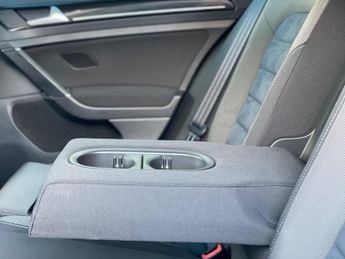 Volkswagen Golf 2.0 TDI BlueMotion Tech GT DSG Euro 5 (s/s) 5dr