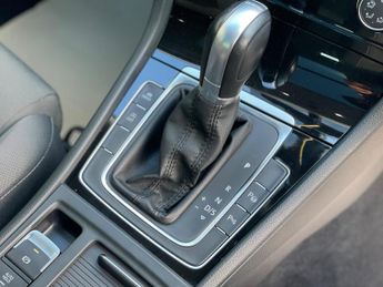 Volkswagen Golf 2.0 TDI BlueMotion Tech GT DSG Euro 5 (s/s) 5dr