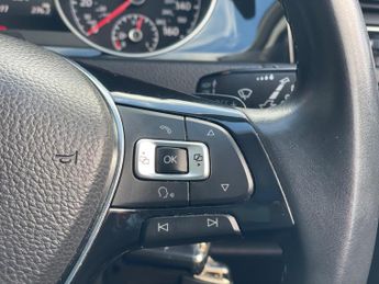 Volkswagen Golf 2.0 TDI BlueMotion Tech GT DSG Euro 5 (s/s) 5dr