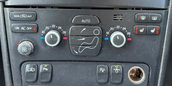 Volvo XC90 2.4 D5 R-Design Geartronic AWD 5dr