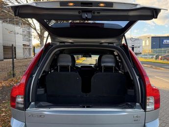 Volvo XC90 2.4 D5 R-Design Geartronic AWD 5dr