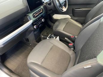 Dacia Spring 65 26.8kWh EXTREME Auto 5dr