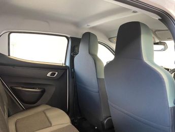 Dacia Spring 65 26.8kWh EXTREME Auto 5dr