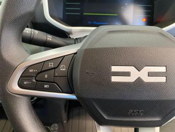 Dacia Spring 65 26.8kWh EXTREME Auto 5dr