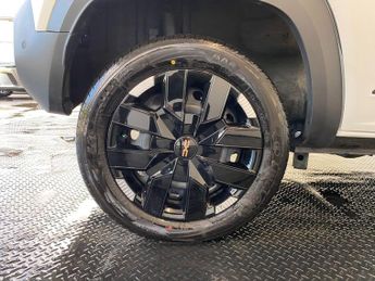 Dacia Spring 65 26.8kWh EXTREME Auto 5dr
