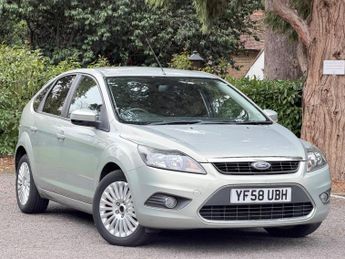 Ford Focus 2.0 Titanium 5dr