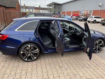 Audi A4 Avant 2.0 TDI 30 Sport S Tronic Euro 6 (s/s) 5dr