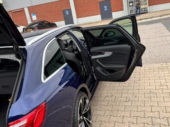 Audi A4 Avant 2.0 TDI 30 Sport S Tronic Euro 6 (s/s) 5dr