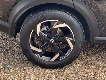 Nissan Juke 1.6 N-Connecta Auto Euro 6 5dr
