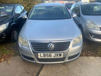 Volkswagen Passat 2.0 TDI SE DSG Euro 4 4dr