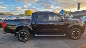 Nissan Navara 2.3 dCi Tekna Auto 4WD Euro 6 4dr