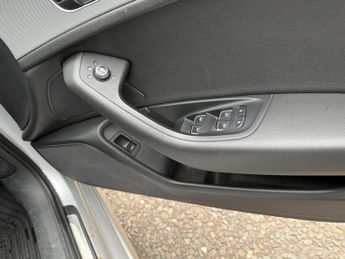 Audi A6 Allroad 3.0 TDI V6 S Tronic quattro Euro 5 (s/s) 5dr