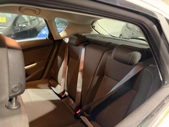 Vauxhall Astra 1.6 16v SRi Euro 5 5dr