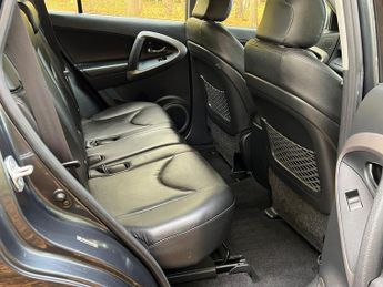 Toyota RAV4 2.0 XT5 4WD 5dr