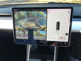 Tesla Model 3 Standard Range Plus Auto RWD 4dr