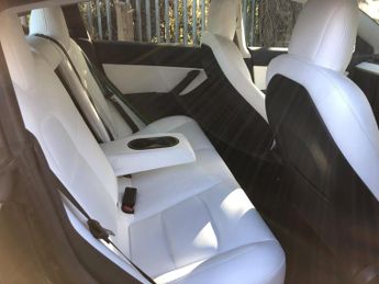 Tesla Model 3 Standard Range Plus Auto RWD 4dr