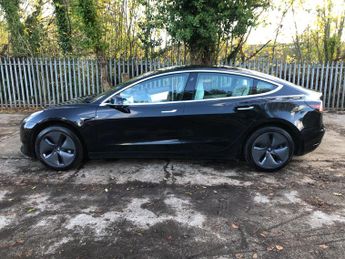 Tesla Model 3 Standard Range Plus Auto RWD 4dr