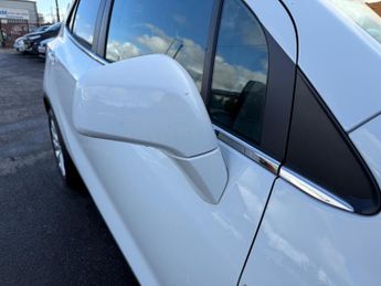 Vauxhall Mokka 1.7 CDTi SE Auto 2WD Euro 5 5dr