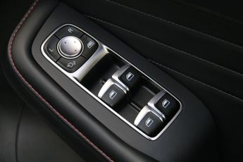 MG MG HS 1.5 T-GDI 16.6kWh Exclusive SUV 5dr Petrol Plug-in Hybrid Auto E