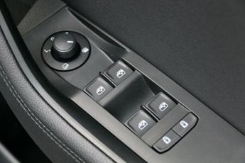 Skoda Superb 1.4 TSI iV 13kWh SportLine Plus Estate 5dr Petrol Plug-in Hybrid