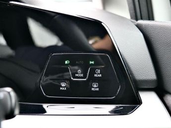 Volkswagen Golf 1.5 eTSI MHEV Life Estate 5dr Petrol Hybrid DSG Euro 6 (s/s) (15