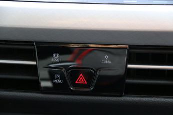 Volkswagen Golf 1.5 eTSI MHEV Life Estate 5dr Petrol Hybrid DSG Euro 6 (s/s) (15