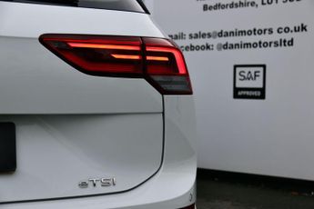 Volkswagen Golf 1.5 eTSI MHEV Life DSG Euro 6 (s/s) 5dr