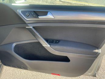 Volkswagen Golf 1.6 TDI BlueMotion Tech Match Edition Hatchback 5dr Diesel DSG E