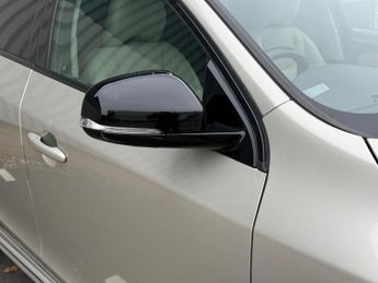 Volvo V60 Cross Country 2.0 D4 Auto AWD Euro 6 (s/s) 5dr