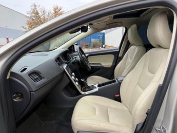 Volvo V60 Cross Country 2.0 D4 Auto AWD Euro 6 (s/s) 5dr