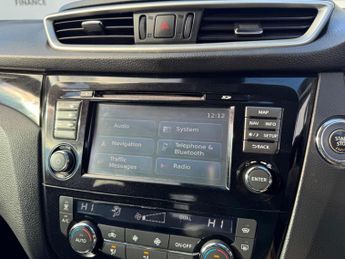 Nissan Qashqai 1.6 dCi Tekna XTRON 2WD Euro 5 (s/s) 5dr