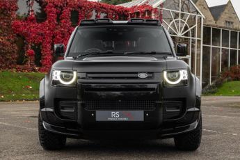 Land Rover Defender 110 3.0 D250 MHEV X-Dynamic SE SUV 5dr Diesel Auto 4WD Euro 6 (s/s) 