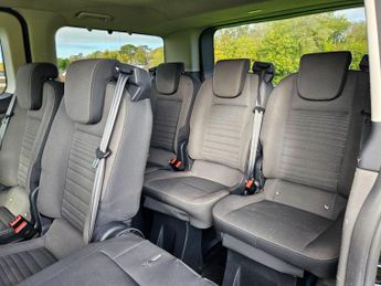 Ford Tourneo Custom 2.0 320 EcoBlue Titanium Auto L1 Euro 6 (s/s) 5dr