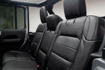 Jeep Wrangler 2.2 MultiJetII Overland Auto 4WD Euro 6 (s/s) 4dr